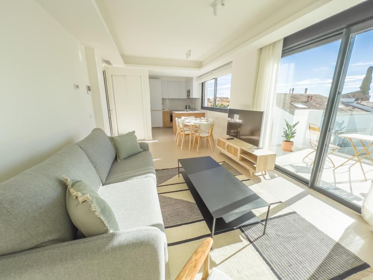 Penthouse On The Golden Mile Марбелья Екстер'єр фото